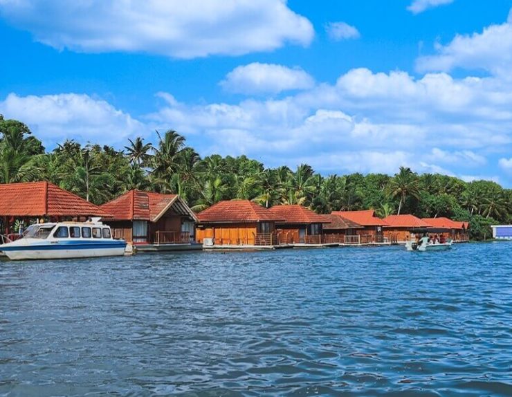poovar backwaters